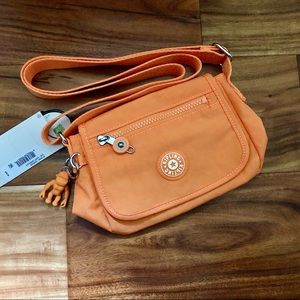 Kipling Sabian NWT Soft Apricot